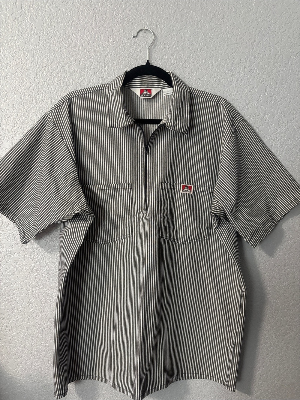 Ben Davis Black & White Pinstripe Short-Sleeve Zip Front Work Shirt